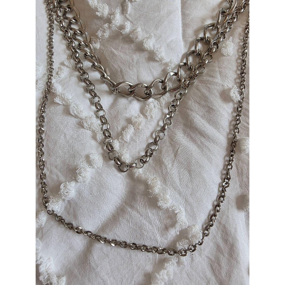 Silver-Tone Black Layered Multi-Strand Varying Links‎ Statement Necklace - Picture 2 of 4